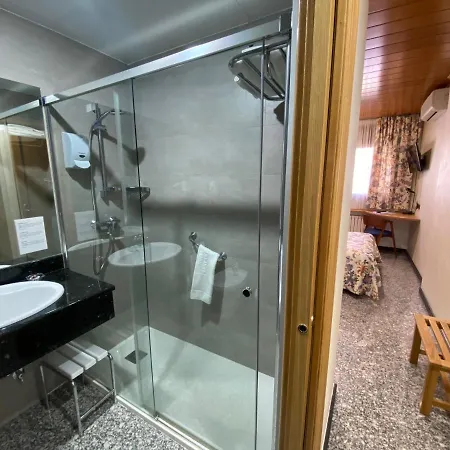 Sant Antoni Hotel *